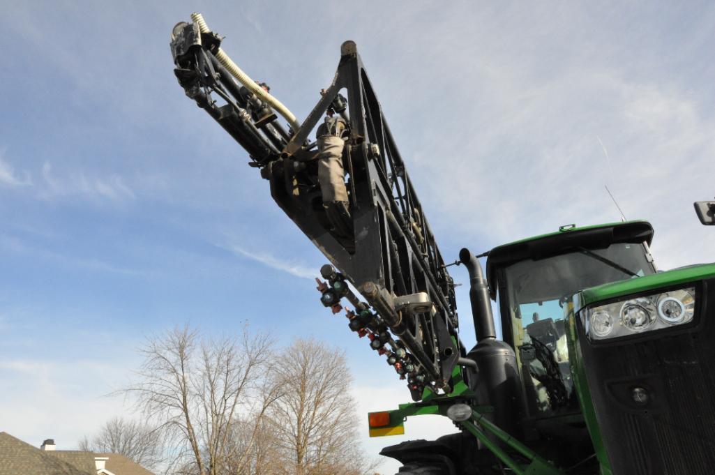 2012 John Deere 4940 self-propelled sprayer