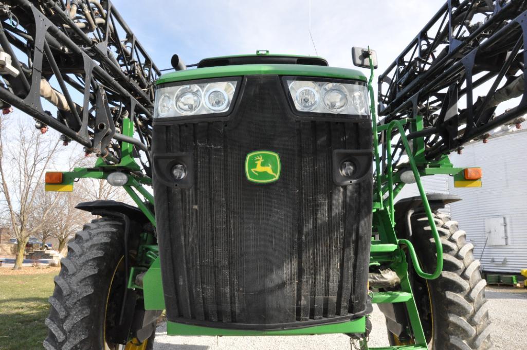2012 John Deere 4940 self-propelled sprayer