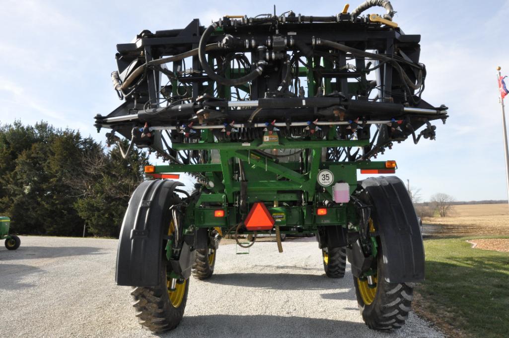 2012 John Deere 4940 self-propelled sprayer