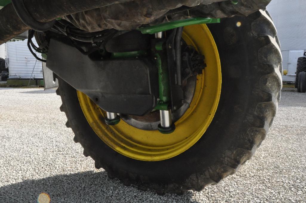 2012 John Deere 4940 self-propelled sprayer