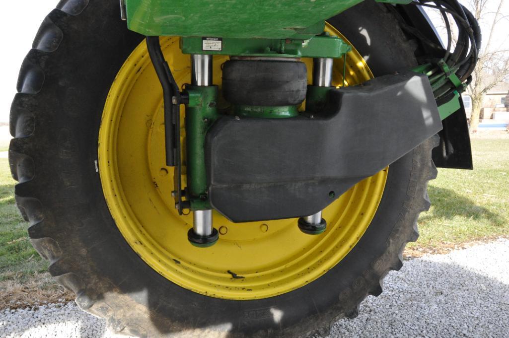 2012 John Deere 4940 self-propelled sprayer