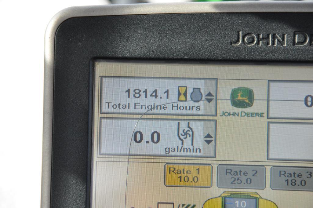 2012 John Deere 4940 self-propelled sprayer