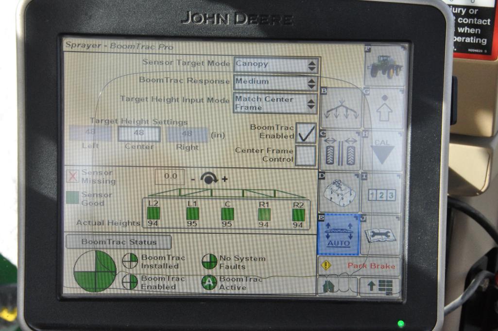 2012 John Deere 4940 self-propelled sprayer