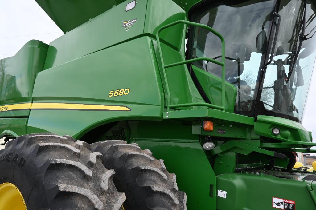2017 John Deere S680 2wd combine