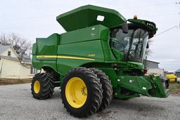 2017 John Deere S680 2wd combine