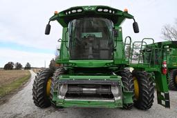 2017 John Deere S680 2wd combine