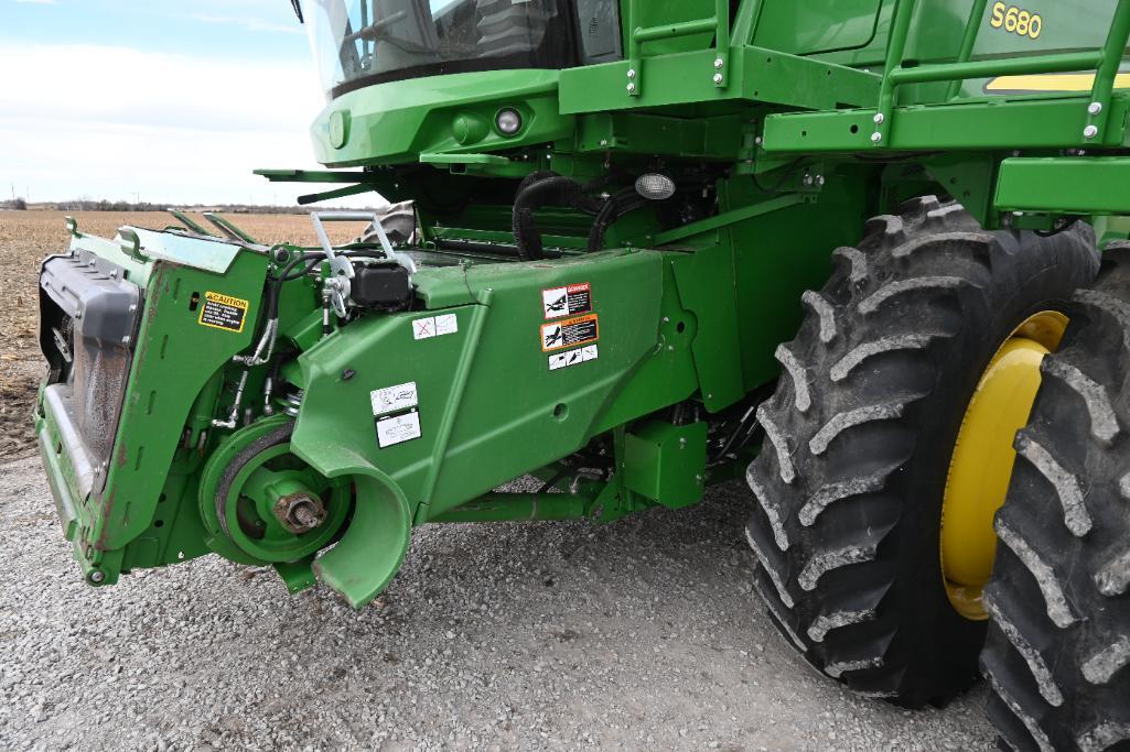2017 John Deere S680 2wd combine