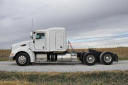 2013 Peterbilt 386 sleeper truck