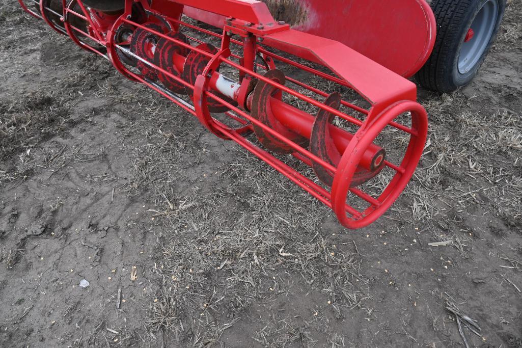 Akron EXG300 grain bag unloader