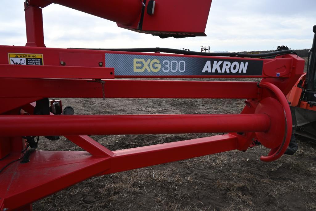 Akron EXG300 grain bag unloader