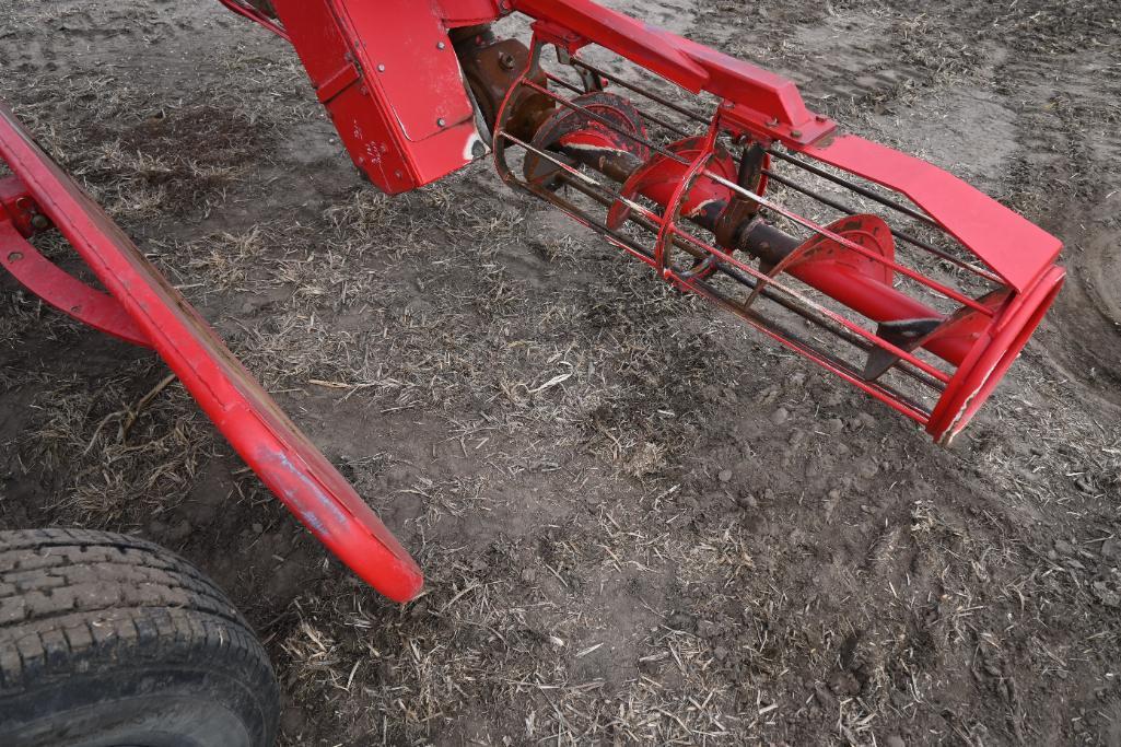 Akron EXG300 grain bag unloader