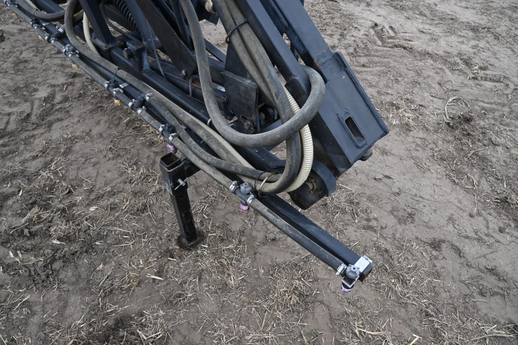 Schaben X-fold 3-pt. sprayer booms