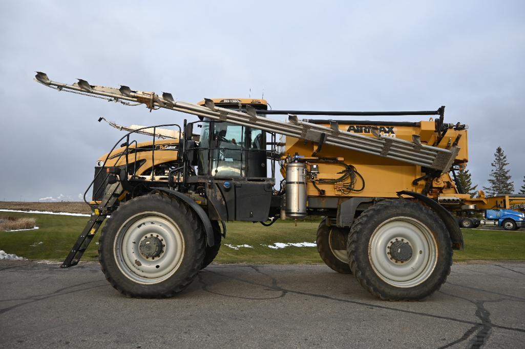 2014 Ag-Chem RoGator 1300B self-propelled applicator