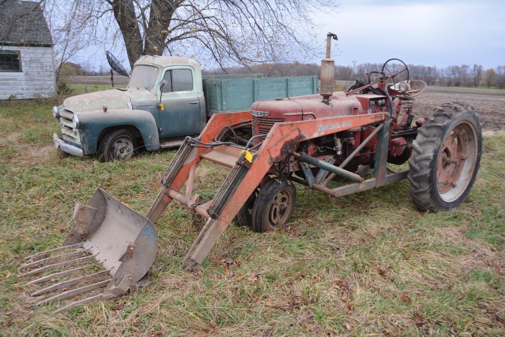 Farmall H 2wd tractor