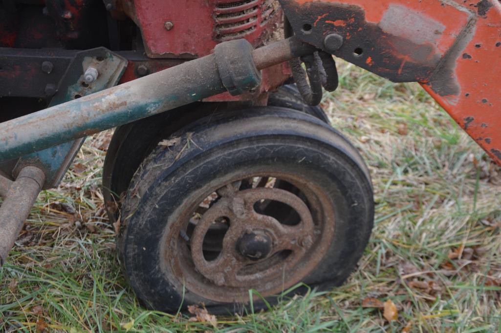 Farmall H 2wd tractor