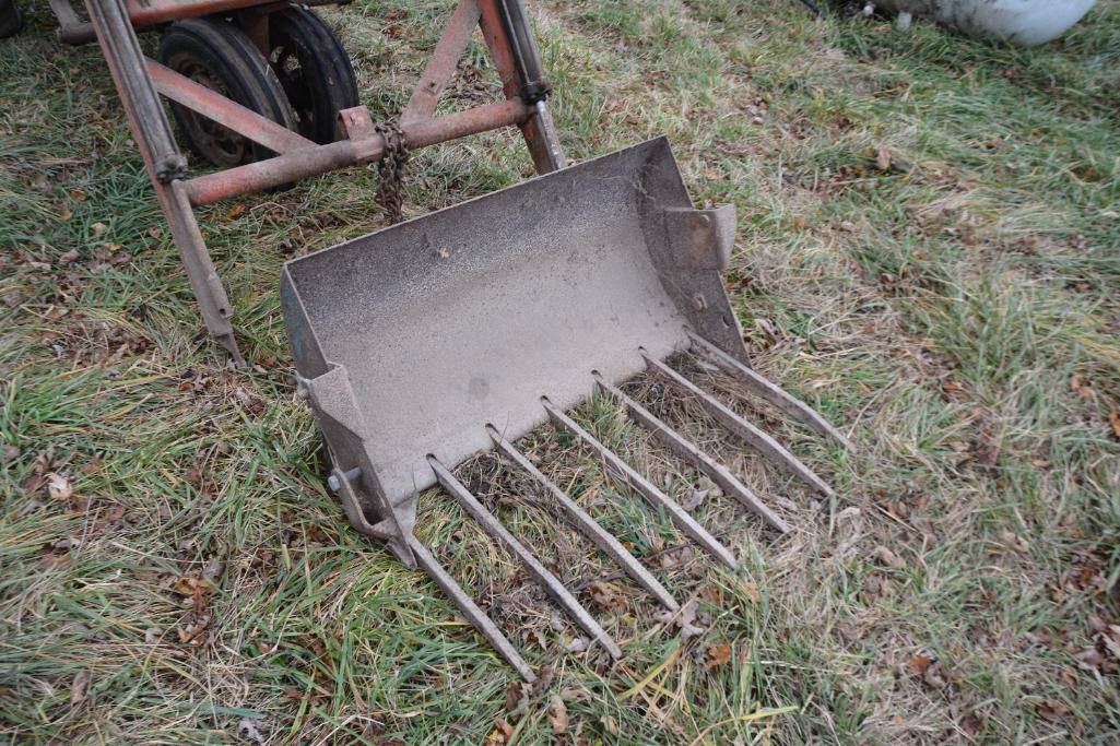 Farmall H 2wd tractor