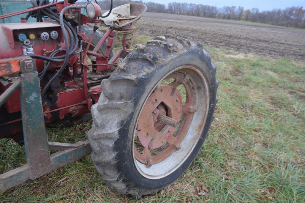 Farmall H 2wd tractor