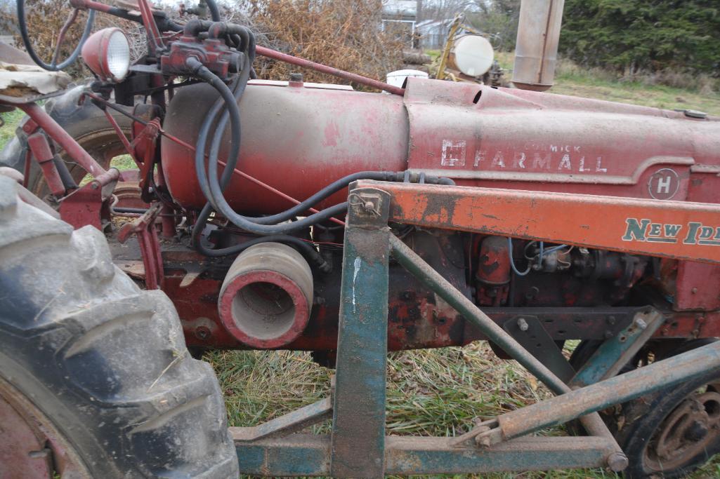 Farmall H 2wd tractor