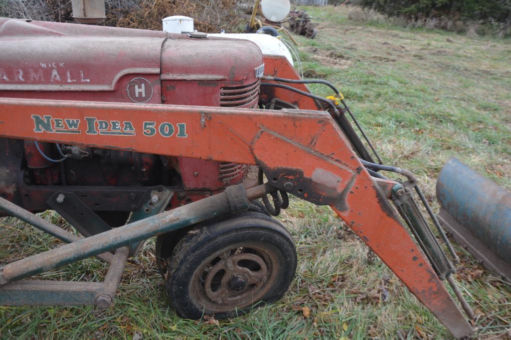 Farmall H 2wd tractor