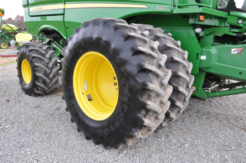 2018 John Deere S780 4wd combine
