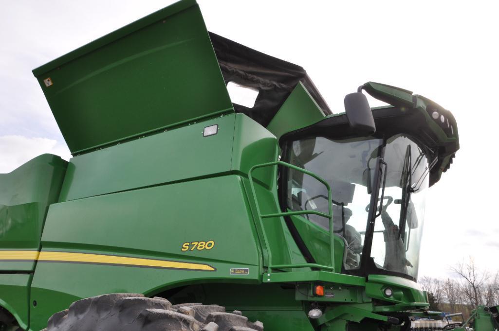 2018 John Deere S780 4wd combine