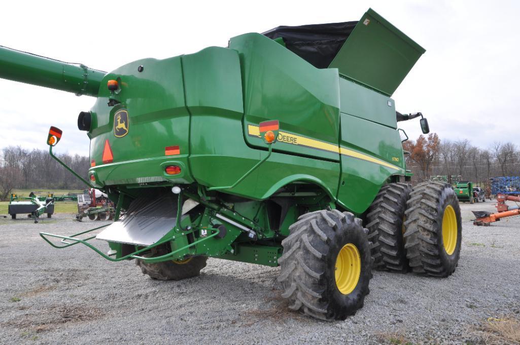 2018 John Deere S780 4wd combine