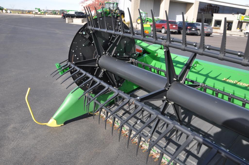 2018 John Deere 645FD 45' HydraFlex draper head