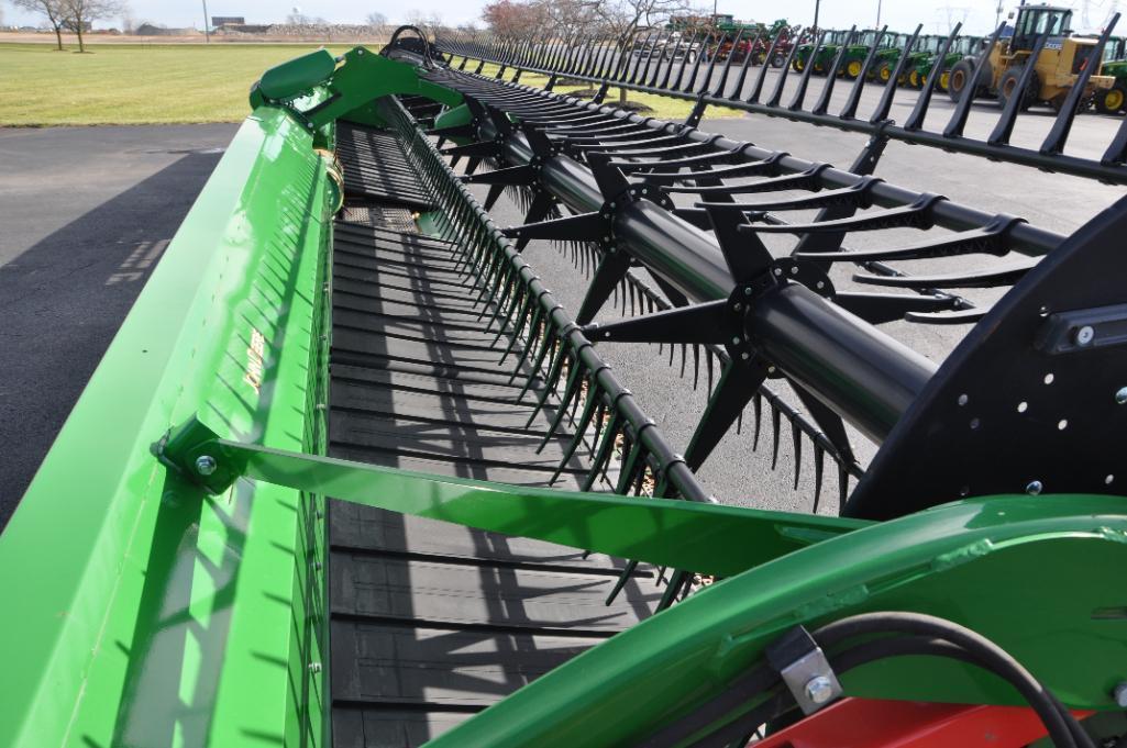 2018 John Deere 645FD 45' HydraFlex draper head