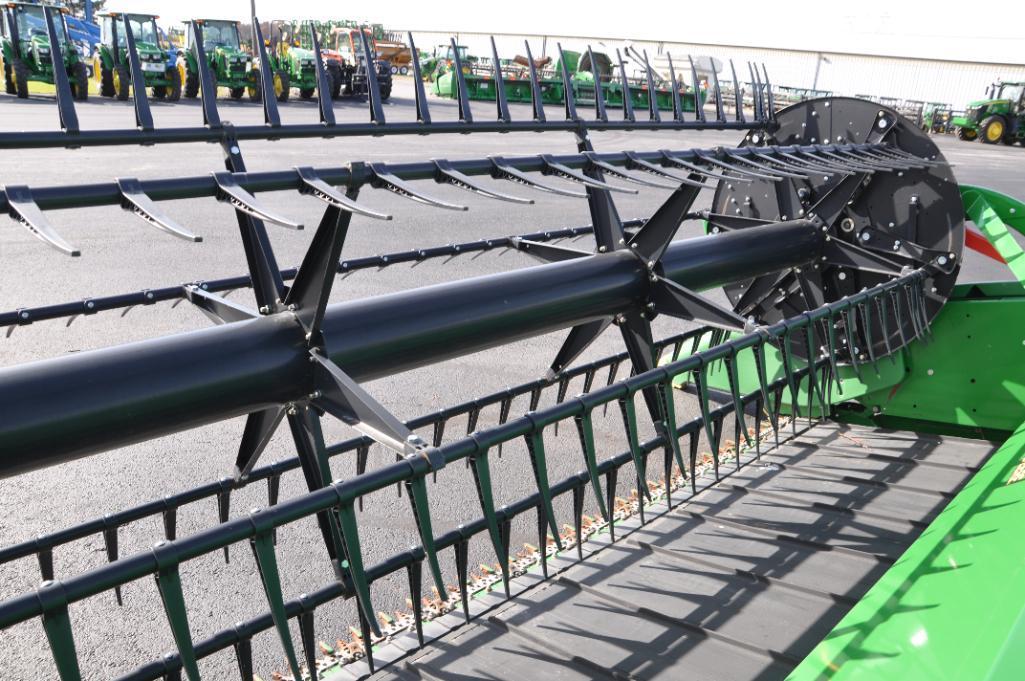 2018 John Deere 645FD 45' HydraFlex draper head