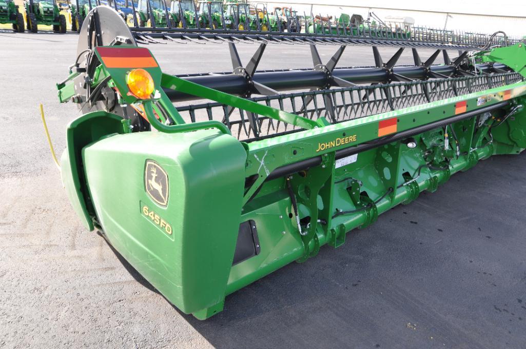 2018 John Deere 645FD 45' HydraFlex draper head