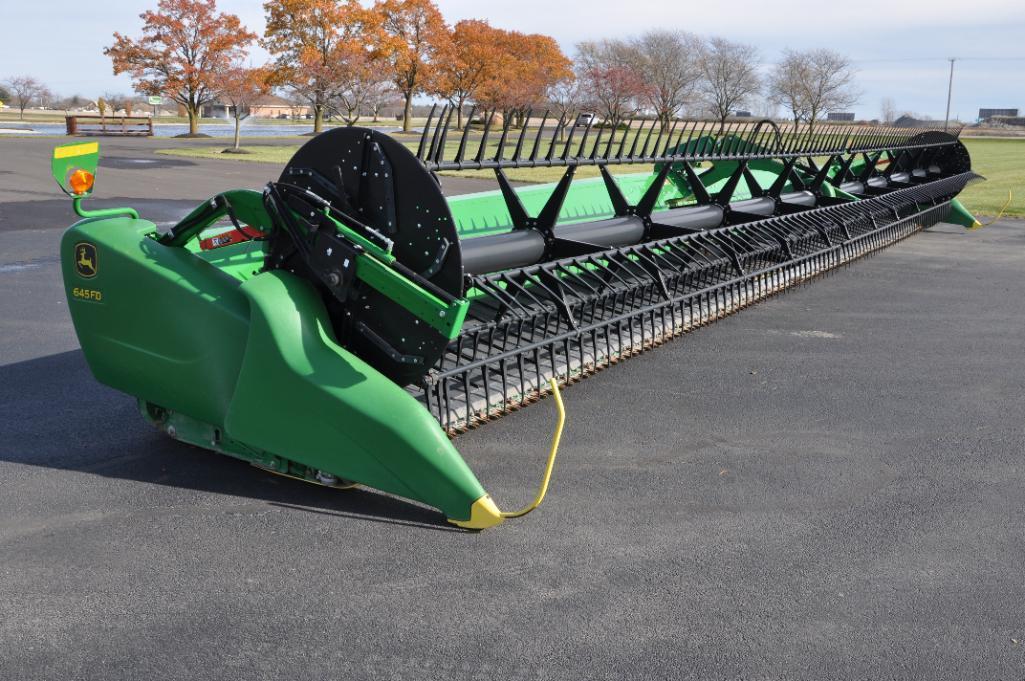 2018 John Deere 645FD 45' HydraFlex draper head
