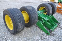 Mainframe axle assembly & tires off JD DB60 planter