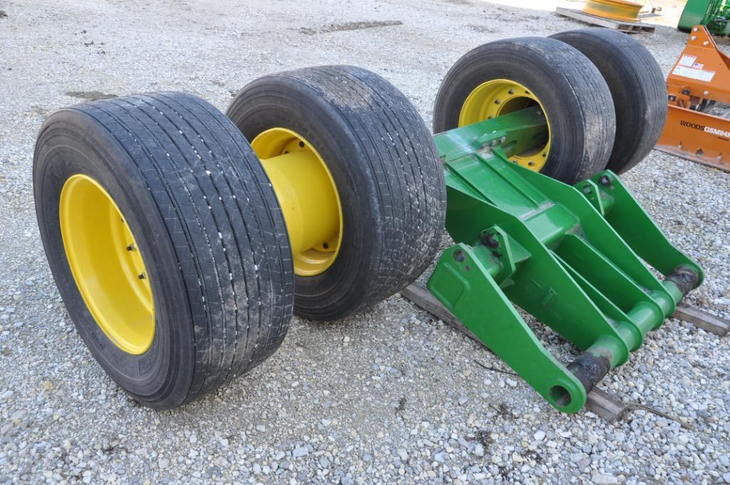 Mainframe axle assembly & tires off JD DB60 planter