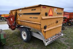 Knight 3030 Reel Auggie Mixer wagon