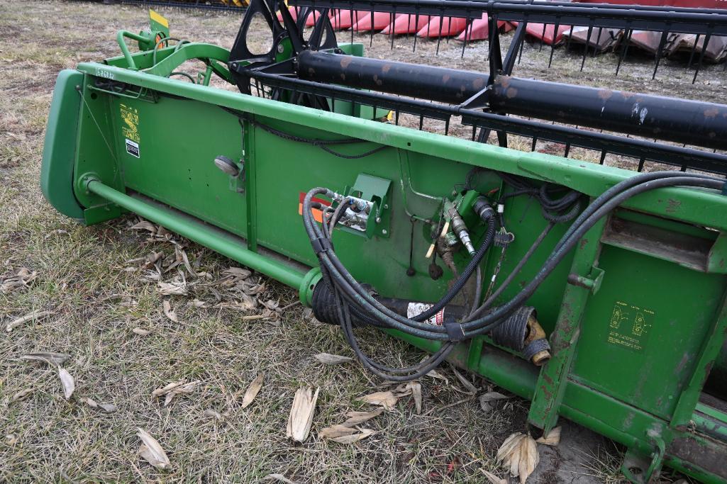 John Deere 925F 25' grain platform