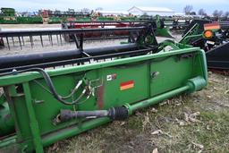 John Deere 925F 25' grain platform