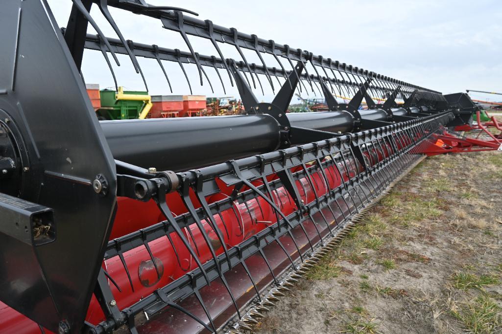 Case-IH 2020 35' grain platform