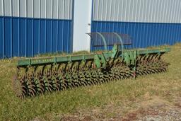 John Deere 400 15" 3-pt. rotary hoe