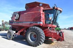 Case-IH 2388 2wd combine