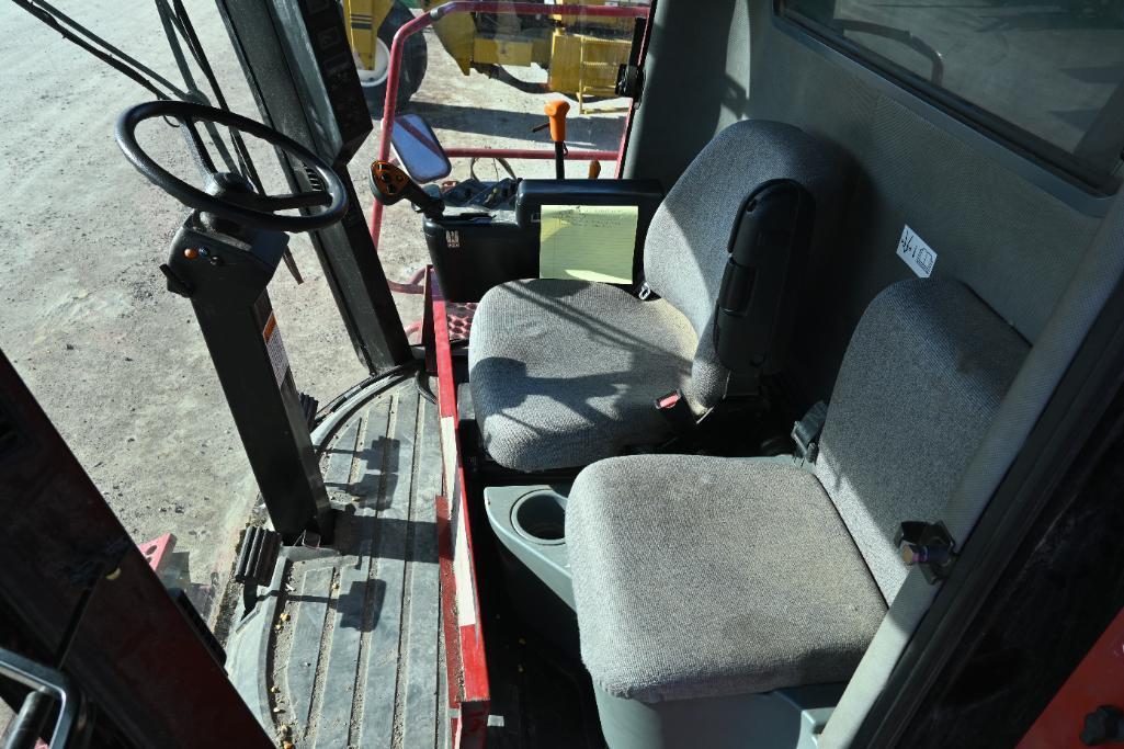 Case-IH 2388 2wd combine