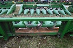 John Deere 693 6 row 30" corn head