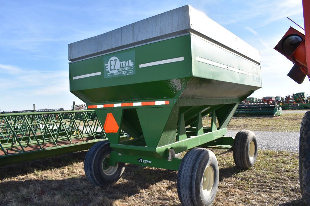 EZ Trail 3400 gravity wagon