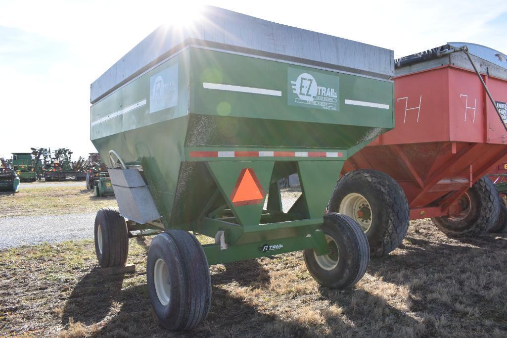 EZ Trail 3400 gravity wagon