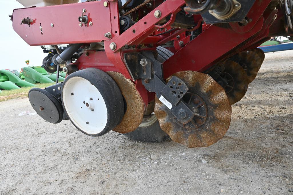 White 6200 12 row 30" planter