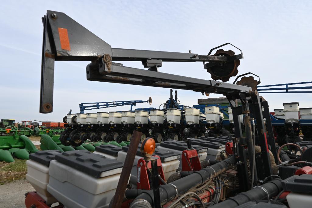 White 6200 12 row 30" planter