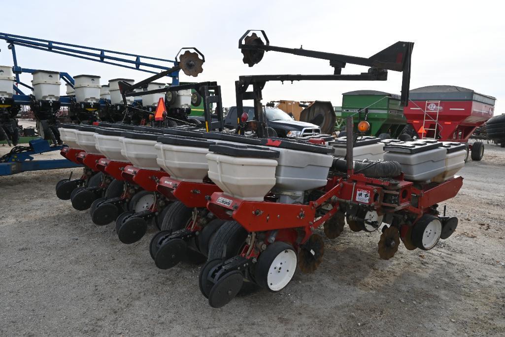 White 6200 12 row 30" planter