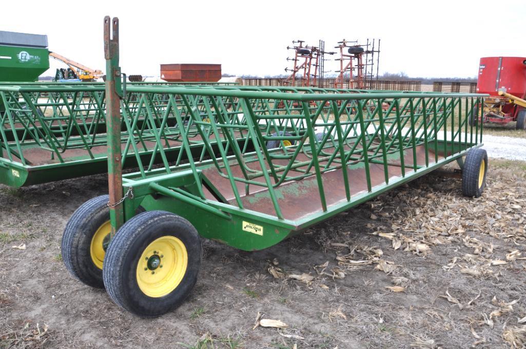 Stoltzfus 20' feed wagon