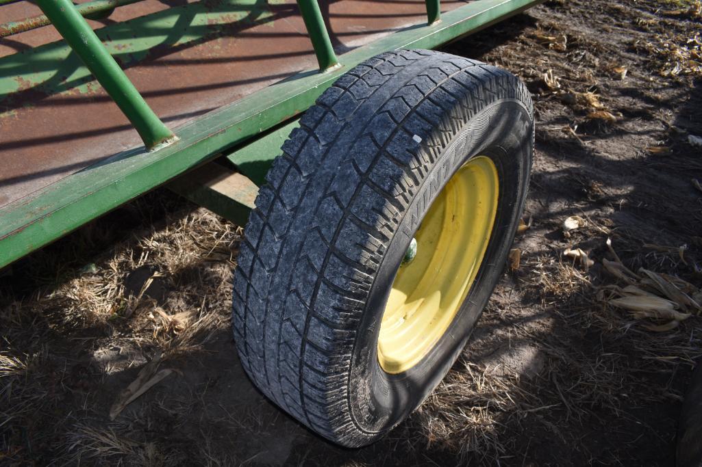 Stoltzfus 20' feed wagon