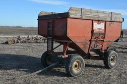 Huskee Model 165 gravity wagon on John Deere 953 running gear