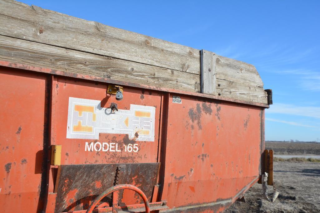Huskee Model 165 gravity wagon on John Deere 953 running gear